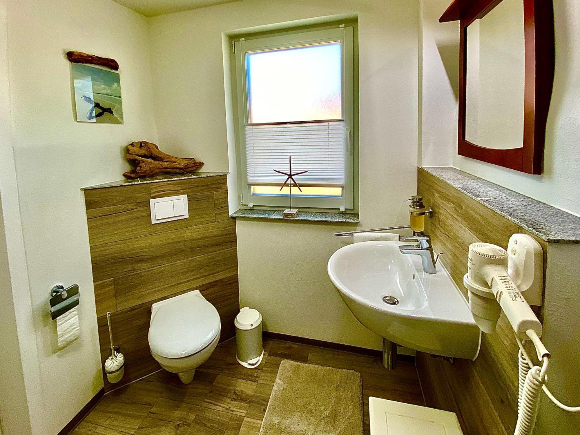 Gemuetliche Ferienwohnung Sagard Dış mekan fotoğraf